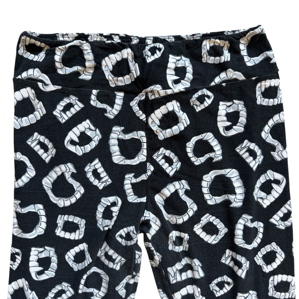 LuLaRoe Halloween Teeth Leggings Tall & Curvy Plus Size Black Women's Fall